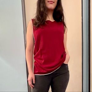 Gorgeous VINTAGE Red Knit Top w Pink Trim